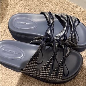 Charles & Keith Blue and Black Platform Slides